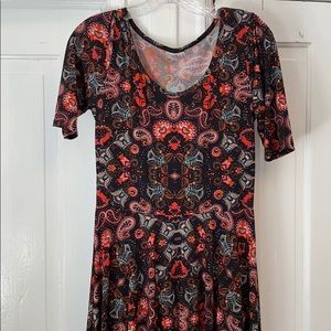 LuLaRoe Paisley Nicole size L
